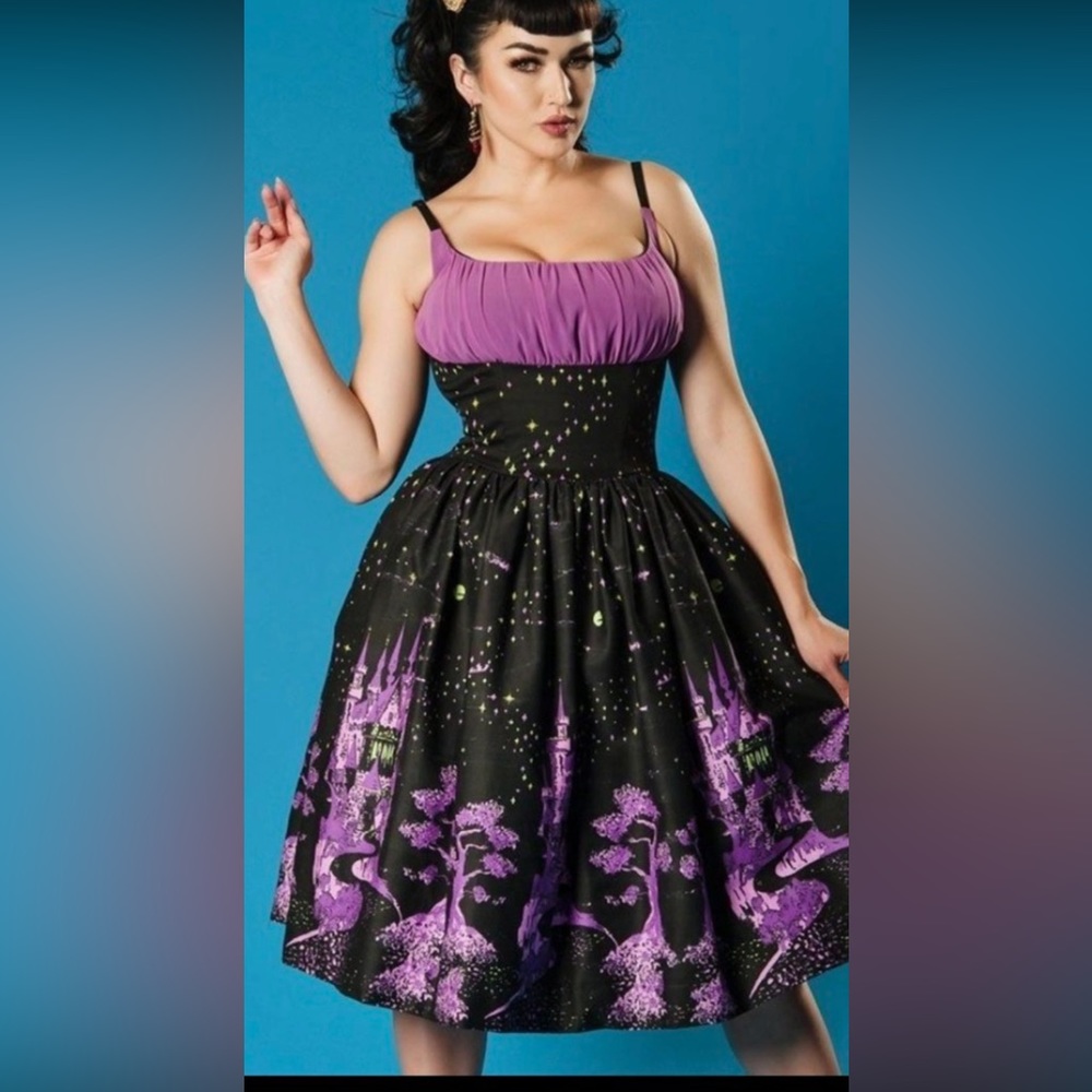 Pinup girl clothing dark castles dress, size small.